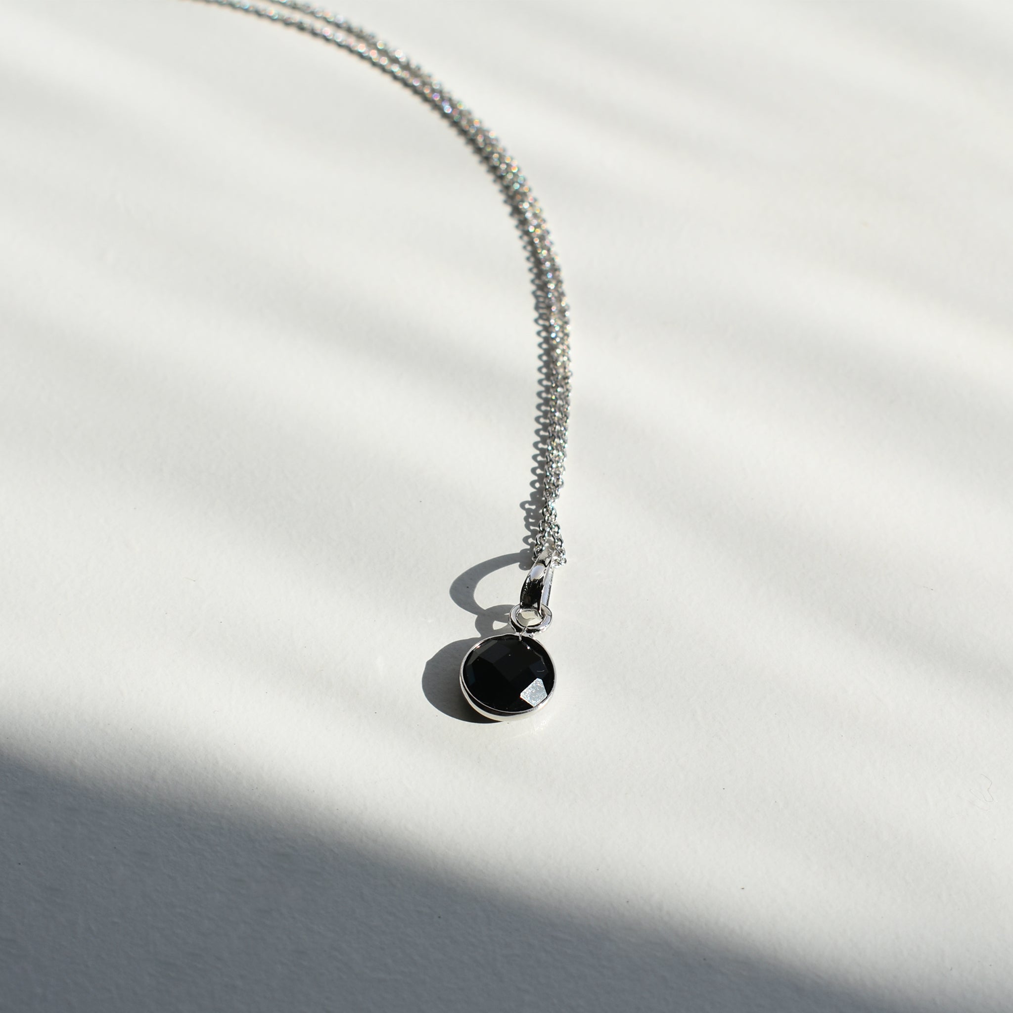 Obsidian Moonlight Pendant｜オブシディアンの月下ペンダント