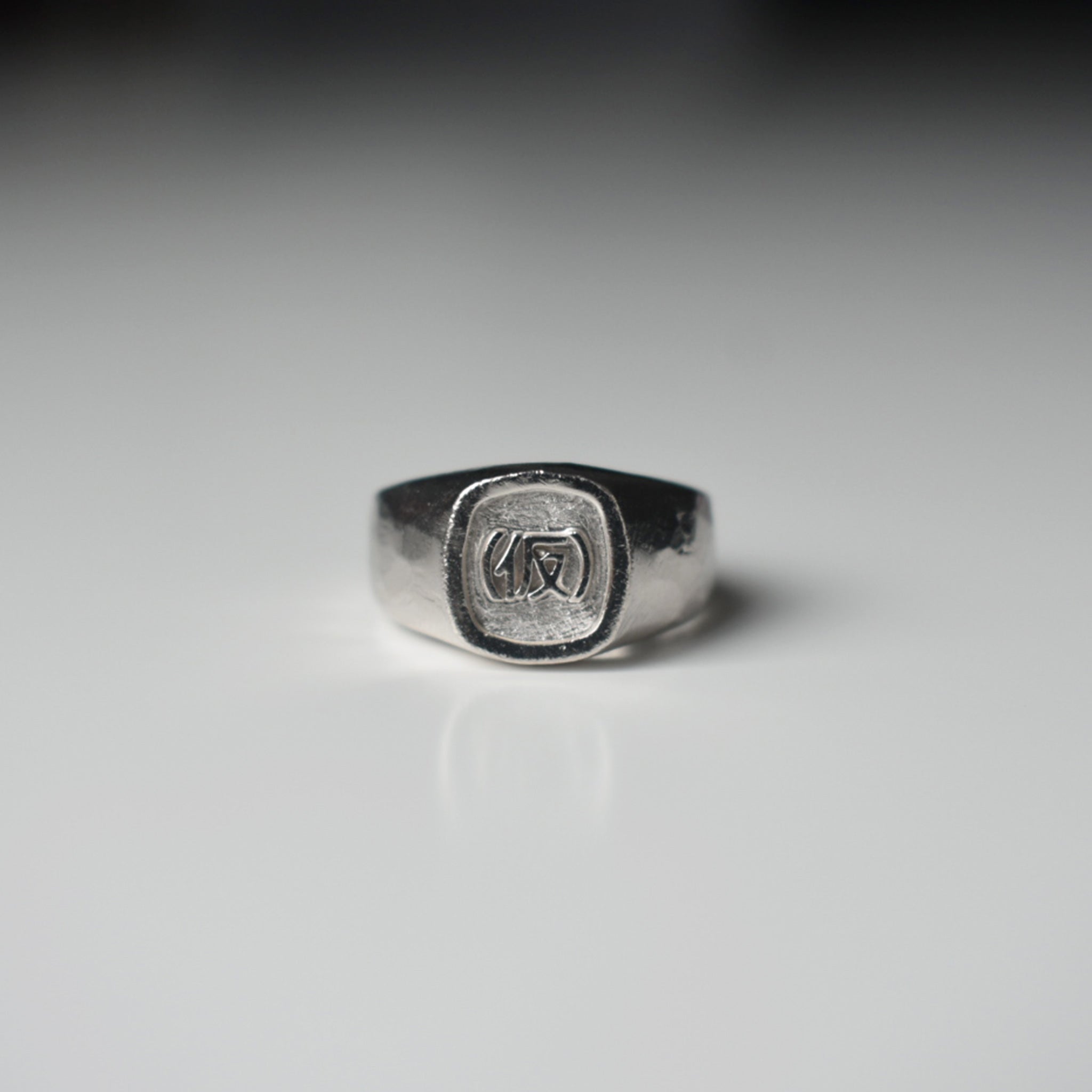 Oval Signet Ring (Small)｜楕円形リング (小)