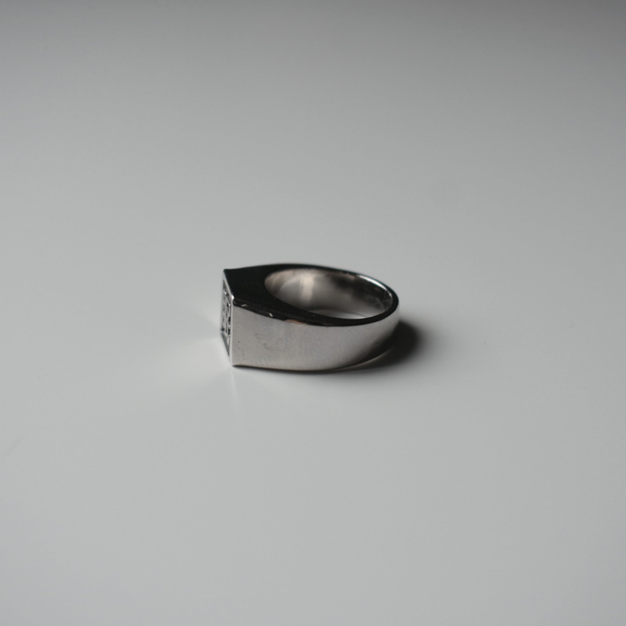 Square Signet Ring (Small)｜四角形リング (小)