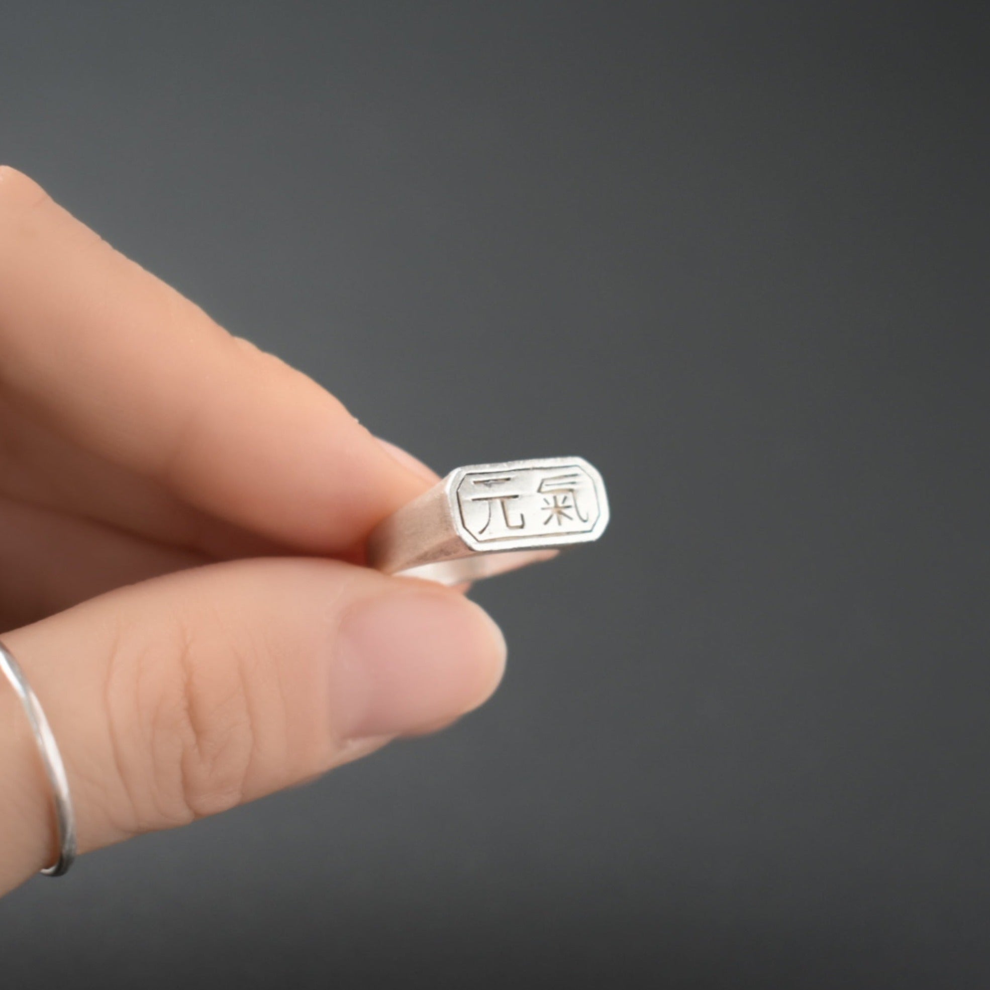 Octagon Signet Ring (Small)｜八角形リング (小) – Neo Scavenger